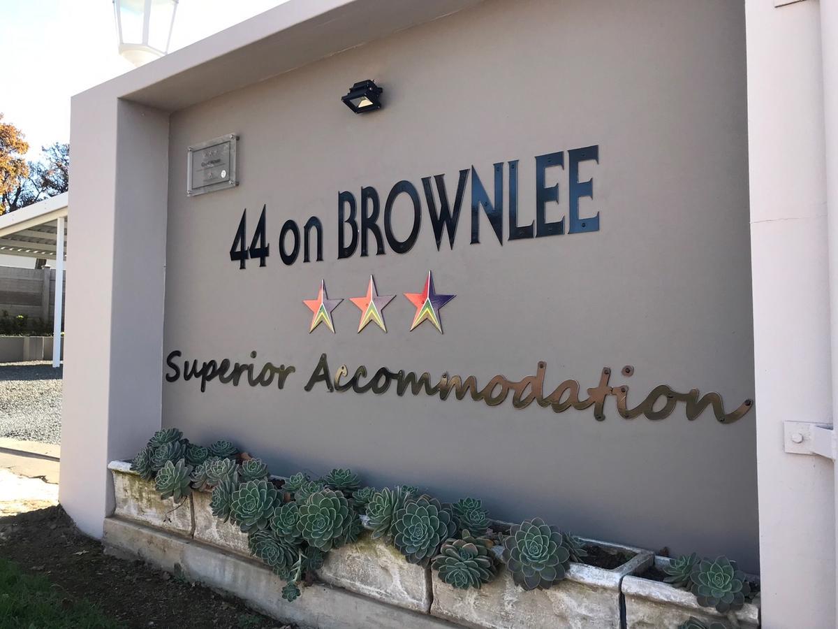 44 On Brownlee Hotel Kokstad  Bagian luar foto