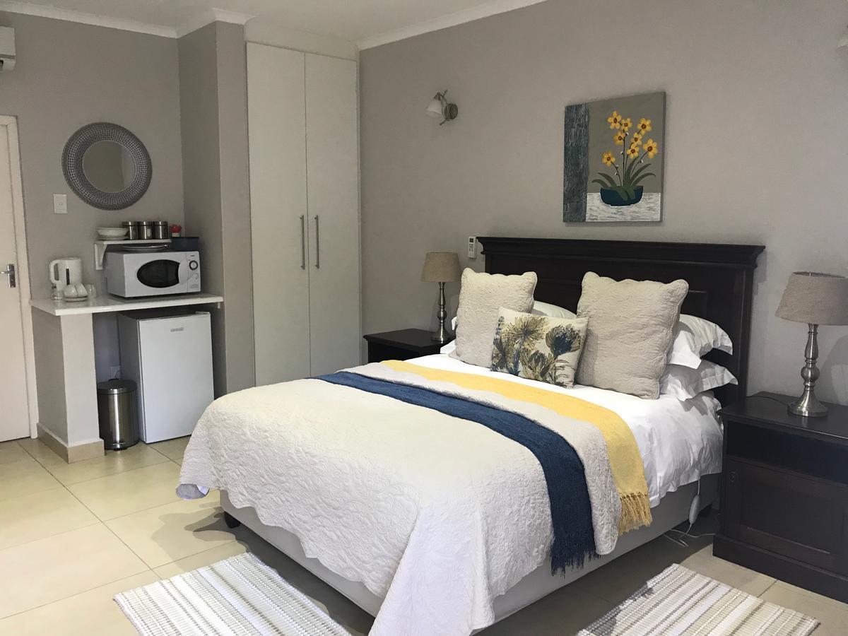 44 On Brownlee Hotel Kokstad  Bagian luar foto